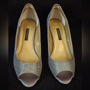 Caparros Silver Glittery Leather Peep-Toe Women's Shoes - Size 9